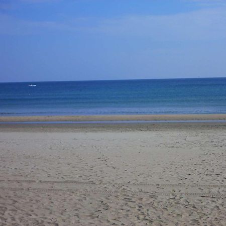 Maison De Vacances Au Canal, 2 Chambres, Animaux Admis, Parking Prive - Fr-1-387-86 Marseillan  Buitenkant foto